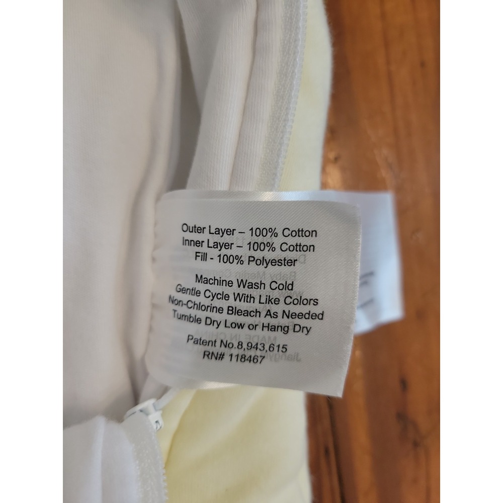 Baby Merlins Magic Sleepsuit Size Small  3 to 6 Months Yellow Cozy Comfy Bedtime - Picture 6 of 7